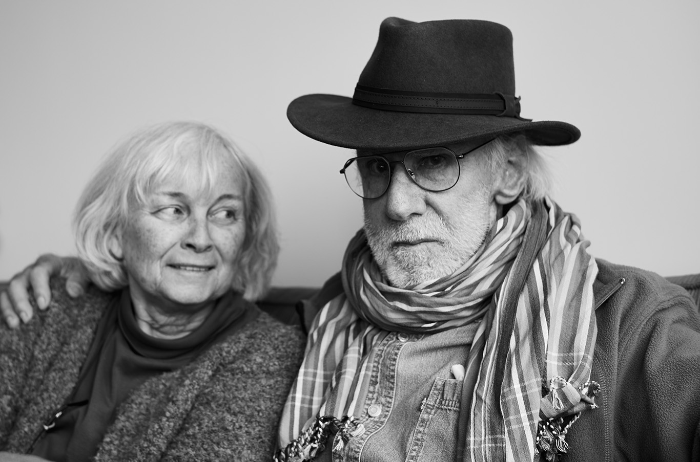 Chas Gerretsen met Monica